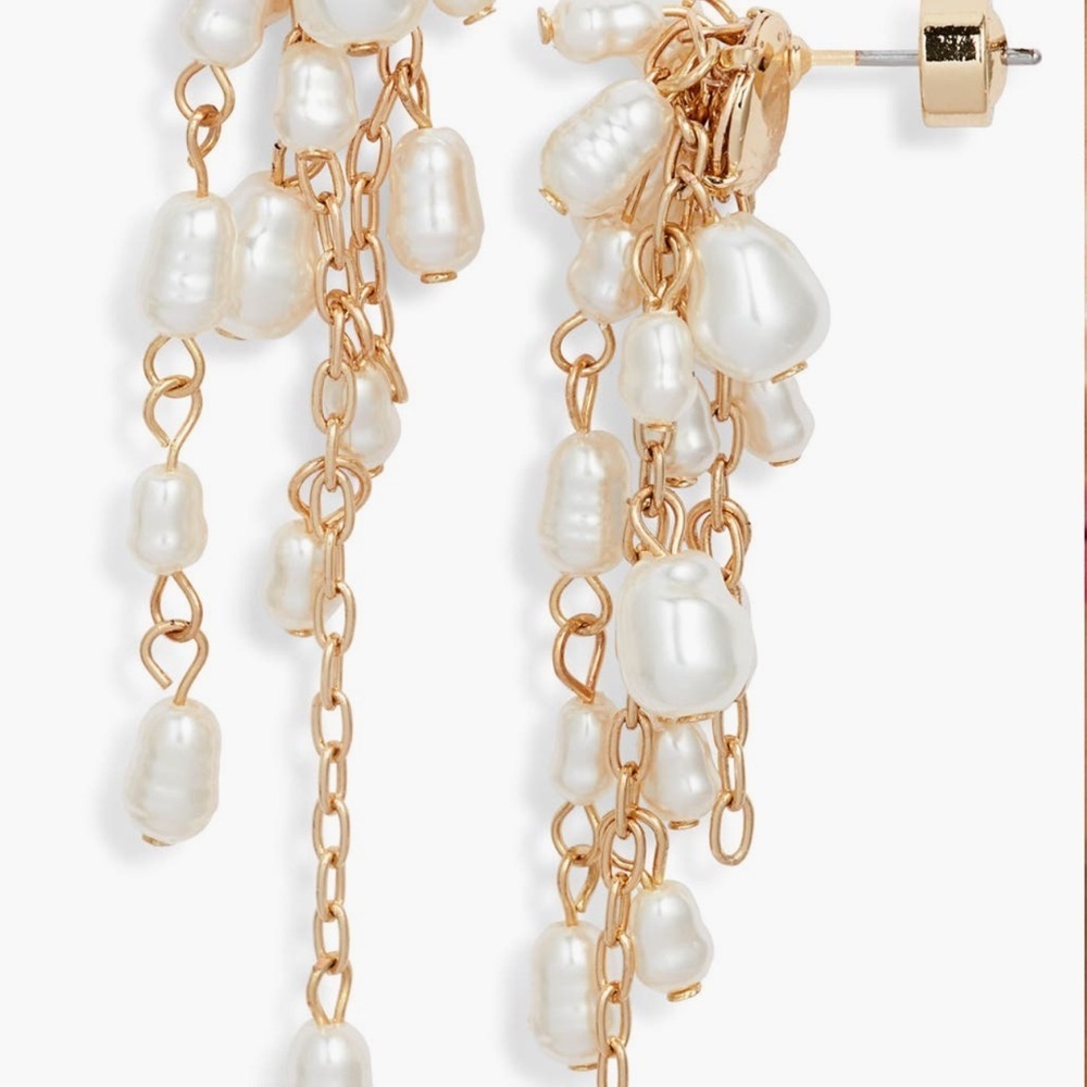 Nordstrom Gold and Pearl Dangle Earrings - Picture 4 of 4